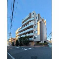 写真:ルクレ板橋の外観