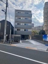 LUMEED梅島の外観