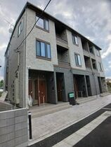 ヒカルサ西東京向台ウエストの外観