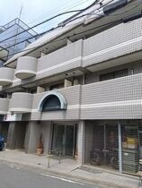 ヴォルフスガルデン護国寺の外観