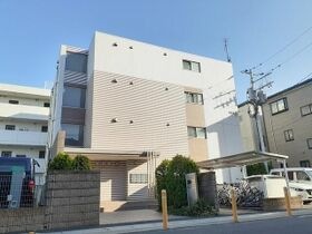 クレメント武蔵浦和の外観