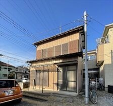 本田1丁目貸家の外観