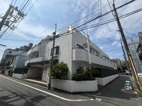 ライベストコート南長崎の外観