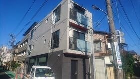 チェリーヒルズの外観