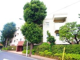 石神井公園ガーデンマンションの外観