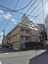駒込台ハイツT棟の外観