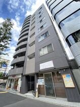 ヴェルデール白山の外観