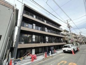 BASE池袋の外観