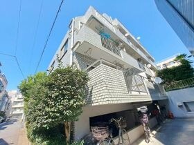 立山ハイツの外観