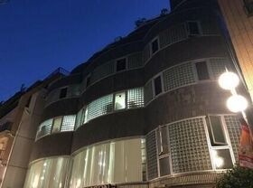 フロムワン恩田ビルの外観