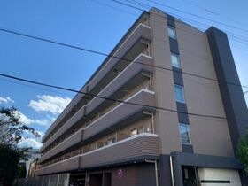 プレール・ドゥーク志村三丁目の外観