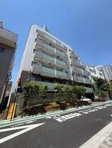 パークリュクス本駒込の外観