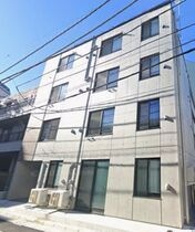 アーキストビルタバタの外観