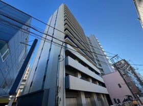 プレディアコート西日暮里の外観