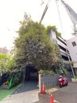 茗台ハイツの外観