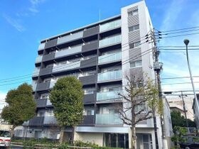 ジェノヴィア新高島平スカイガーデンの外観
