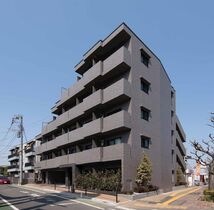 ルーブル小竹向原参番館の外観