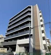 ポルタフォルトゥーナの外観