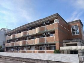 マンションあかやまの外観