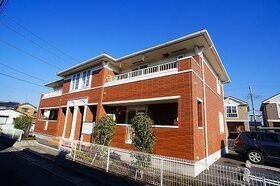 ルミエール伍番館の外観