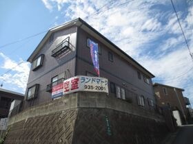 フォレスト浦園A棟の外観