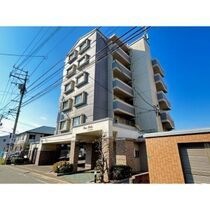 パインヒルズ志免の外観