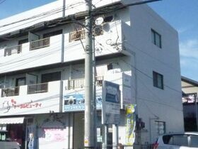 黒木ビルの外観