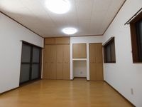 居間