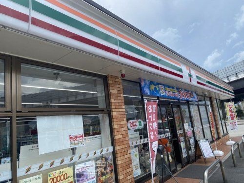 セブンイレブン 倉敷東富井店