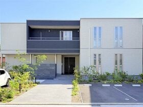 ロングコリーヌ宮脇の外観
