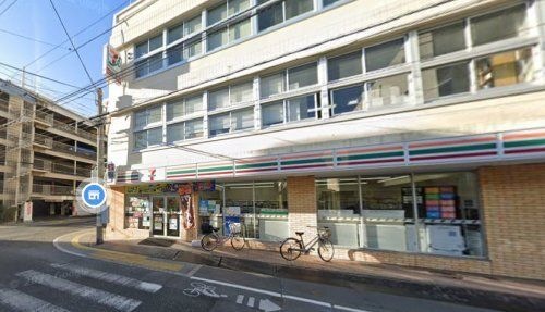 セブンイレブン 高松中央町店