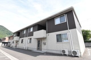 写真:シャインポート屋島 G・H棟 H棟の外観