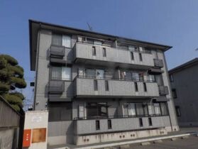 デミュール壱番館の外観