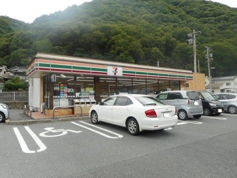 セブンイレブン 備後府中父石町店