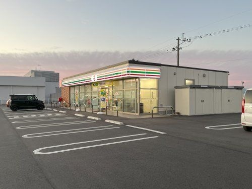 写真:セブンイレブン 八代臨港線店