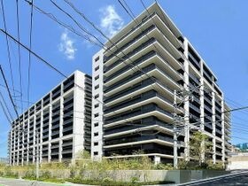 パークホームズ六本松フォレストクロスの外観
