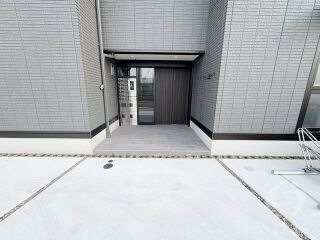 写真:尼崎市塚口町5丁目の外観