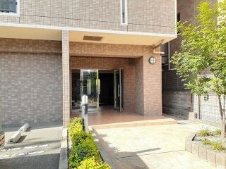 写真:尼崎市道意町4丁目の外観