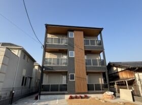 宝塚市鹿塩１丁目の外観