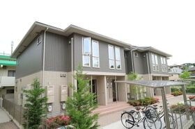 宝塚市鹿塩１丁目の外観