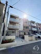 尼崎市南塚口町２丁目の外観