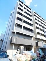 大阪市淀川区十三元今里１丁目の外観