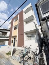 西宮市甲子園町の外観