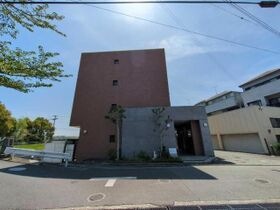 三田市加茂の外観