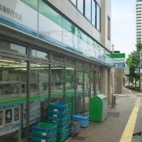 ファミリーマート兵庫県庁前店