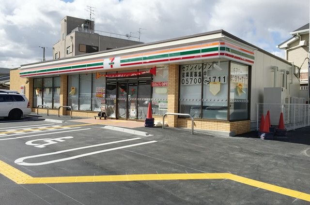 写真:セブンイレブン大阪桑津5丁目店