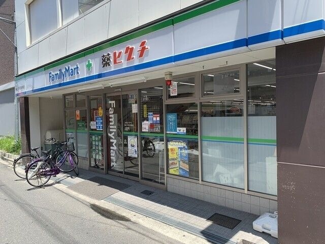 ファミリーマート薬ヒグチ弥刀駅前店