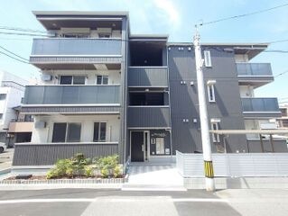写真:メラヴィリア昭和町の外観