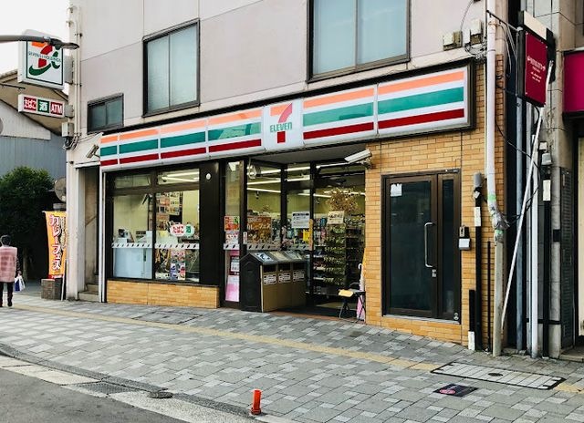 写真：セブンイレブン 福山駅前店