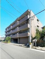 シェソワ駒方の外観